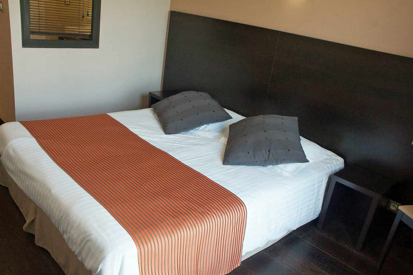 Réalisation Mobilier chambre Hôtel