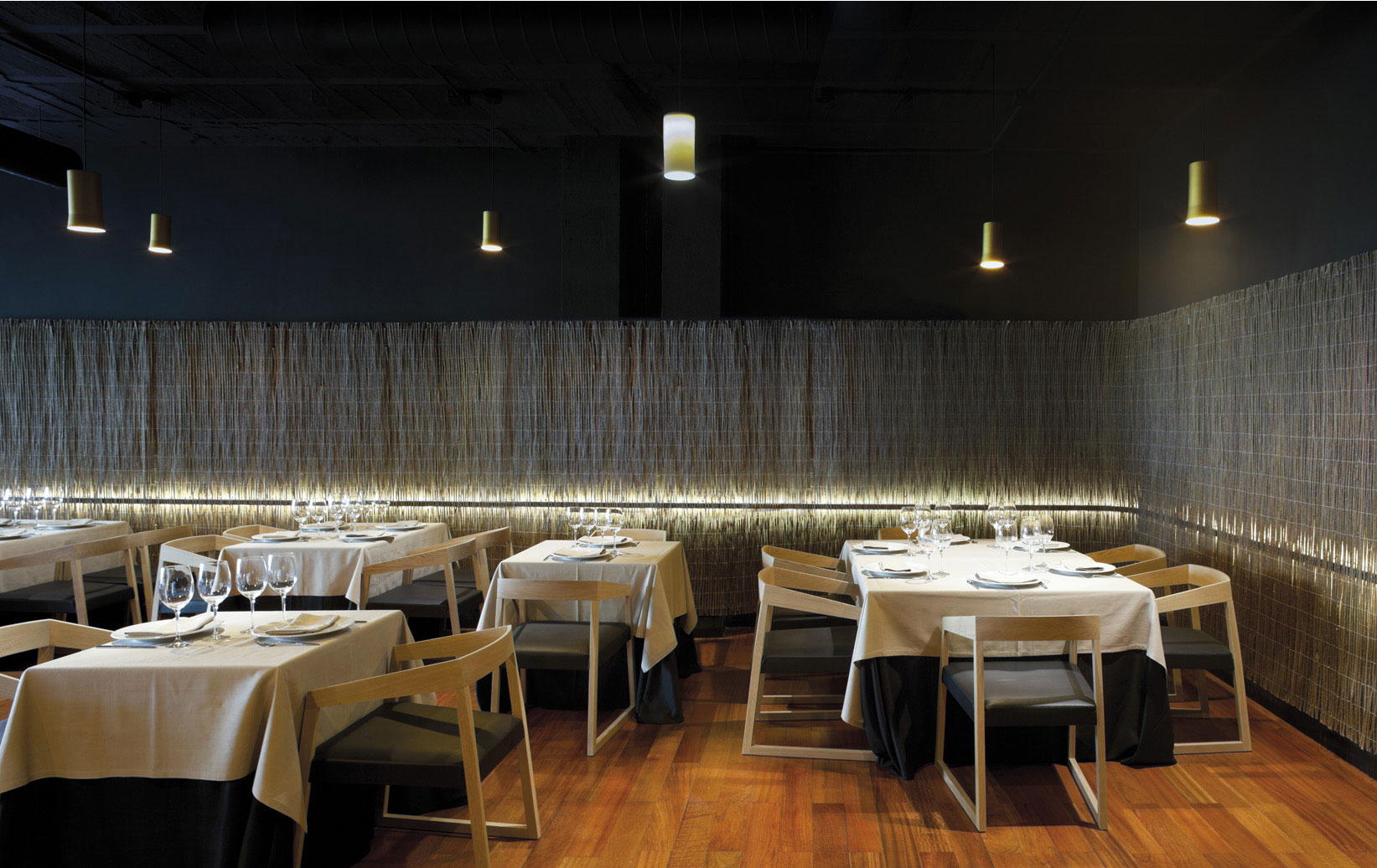 Chaise restaurant