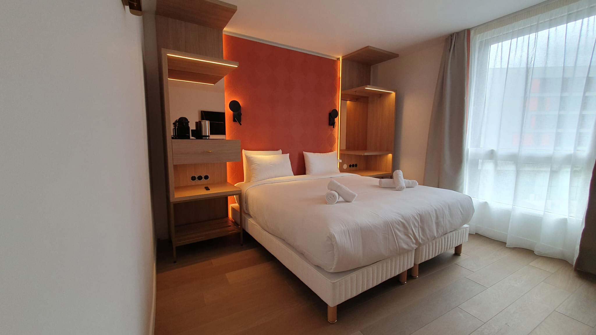 Réalisation agencement chambres hôtel kyriad Asnières
