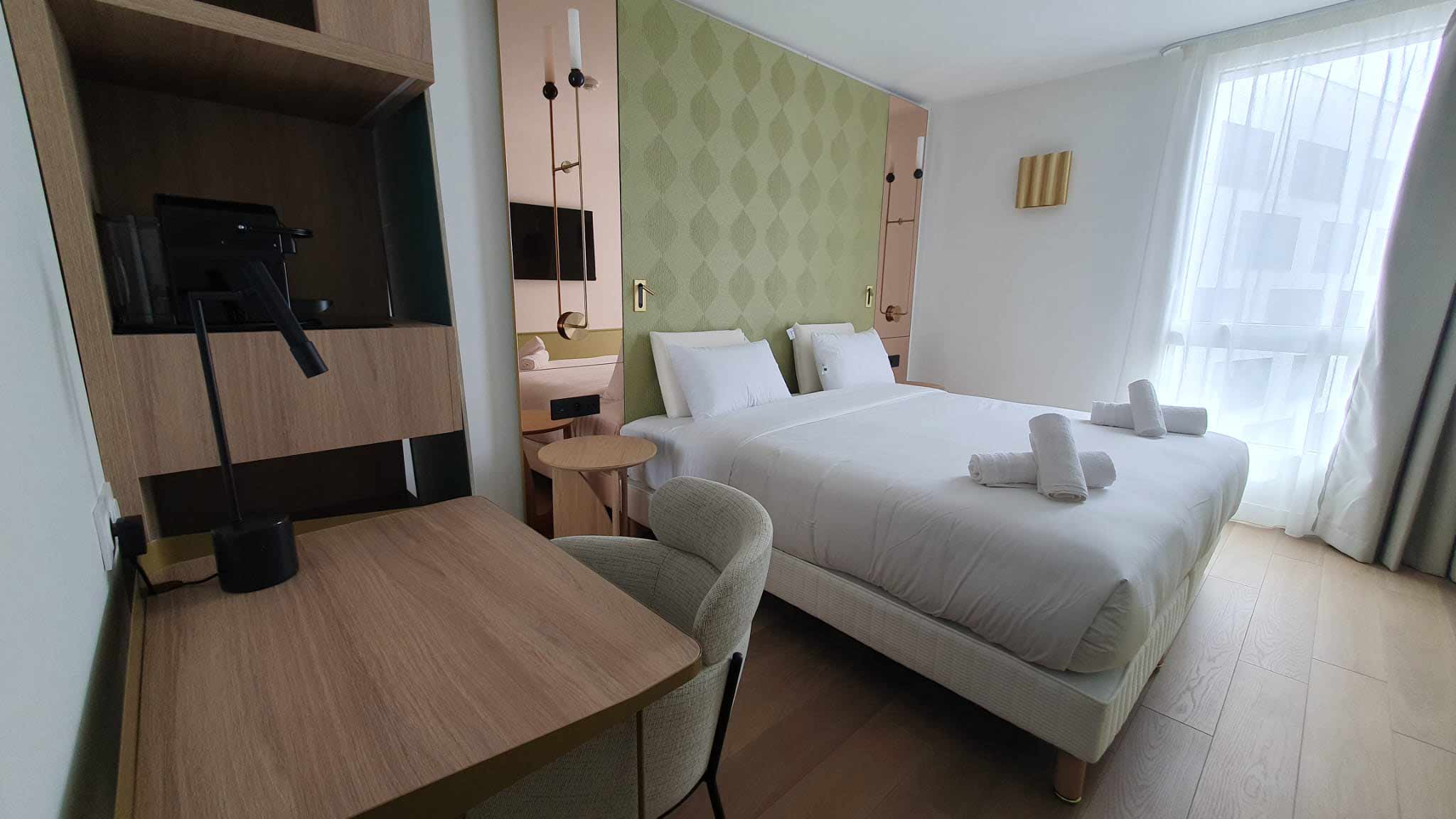 Réalisation agencement chambres hôtel kyriad Asnières